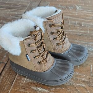 Nautica Brown and Black Kids Boots with White Fur